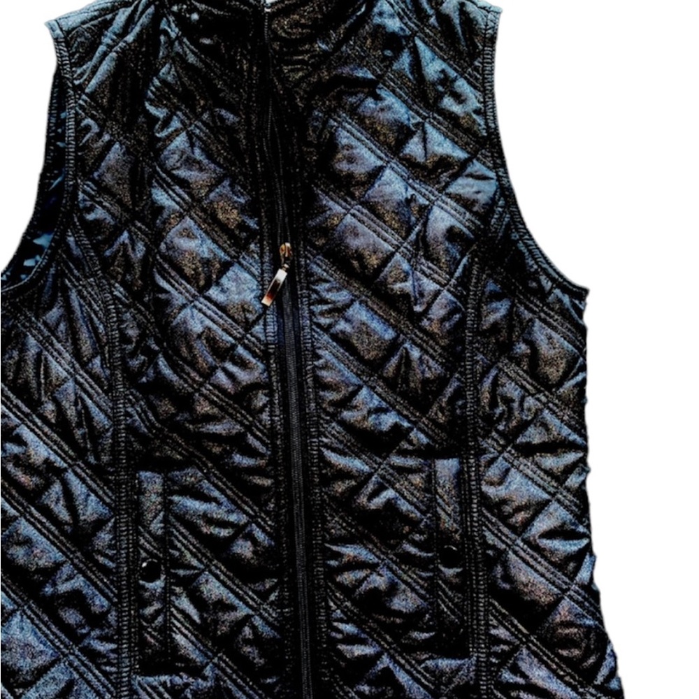 Black vest CHICOS Sz 0 Metallic  quilted Women’s small